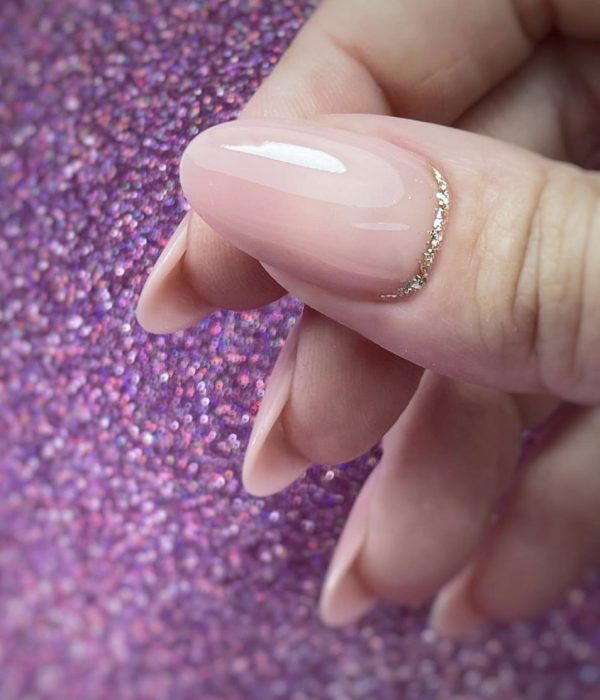 manicure in gel